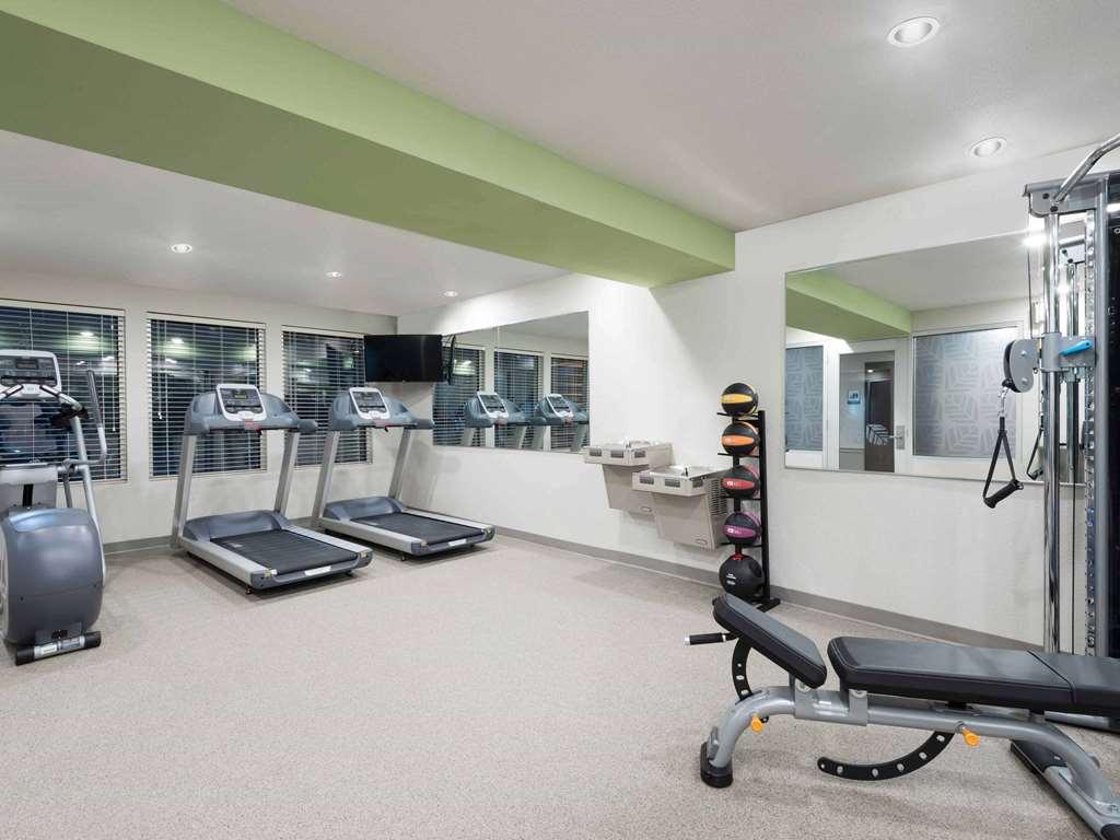 Woodspring Suites Houston 288 South Medical Center Facilities photo